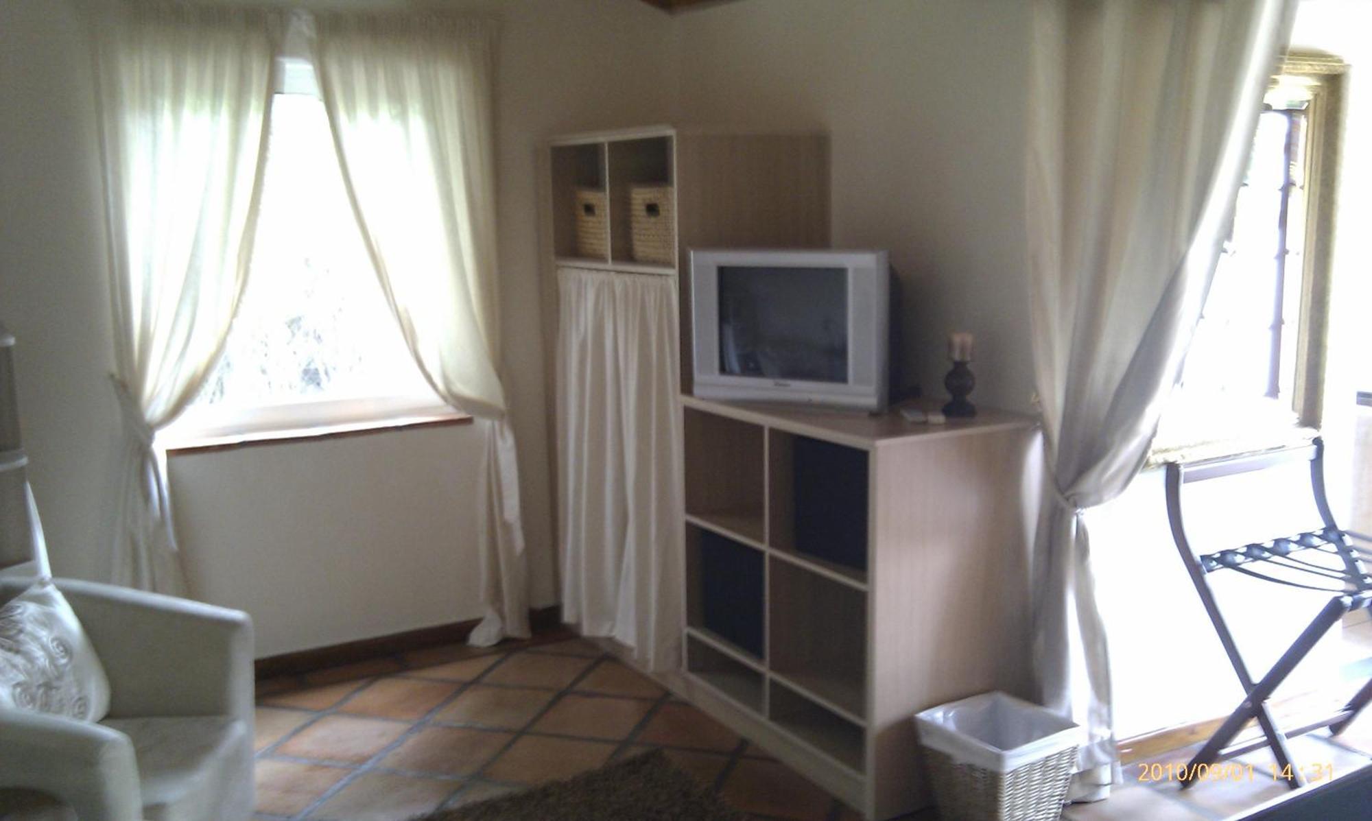 Orange-Ville Lodge & Guesthouse Stellenbosch Bilik gambar