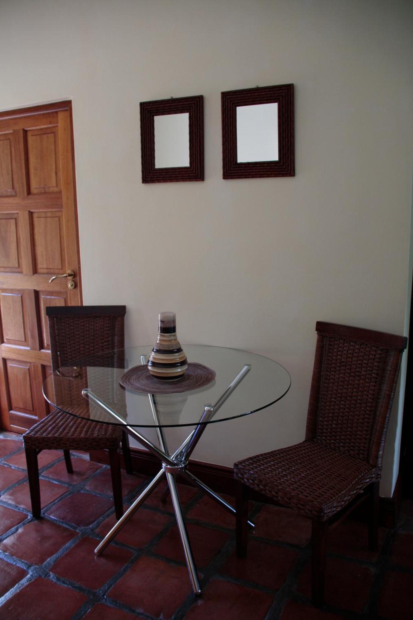 Orange-Ville Lodge & Guesthouse Stellenbosch Luaran gambar
